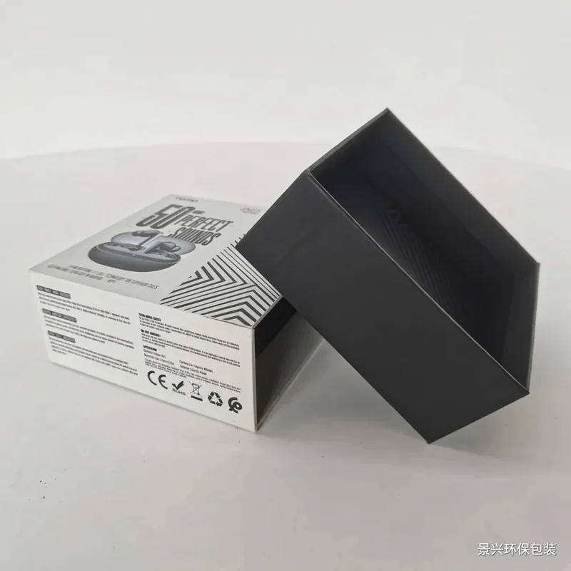 Drawer sleeve for over-ear headphones