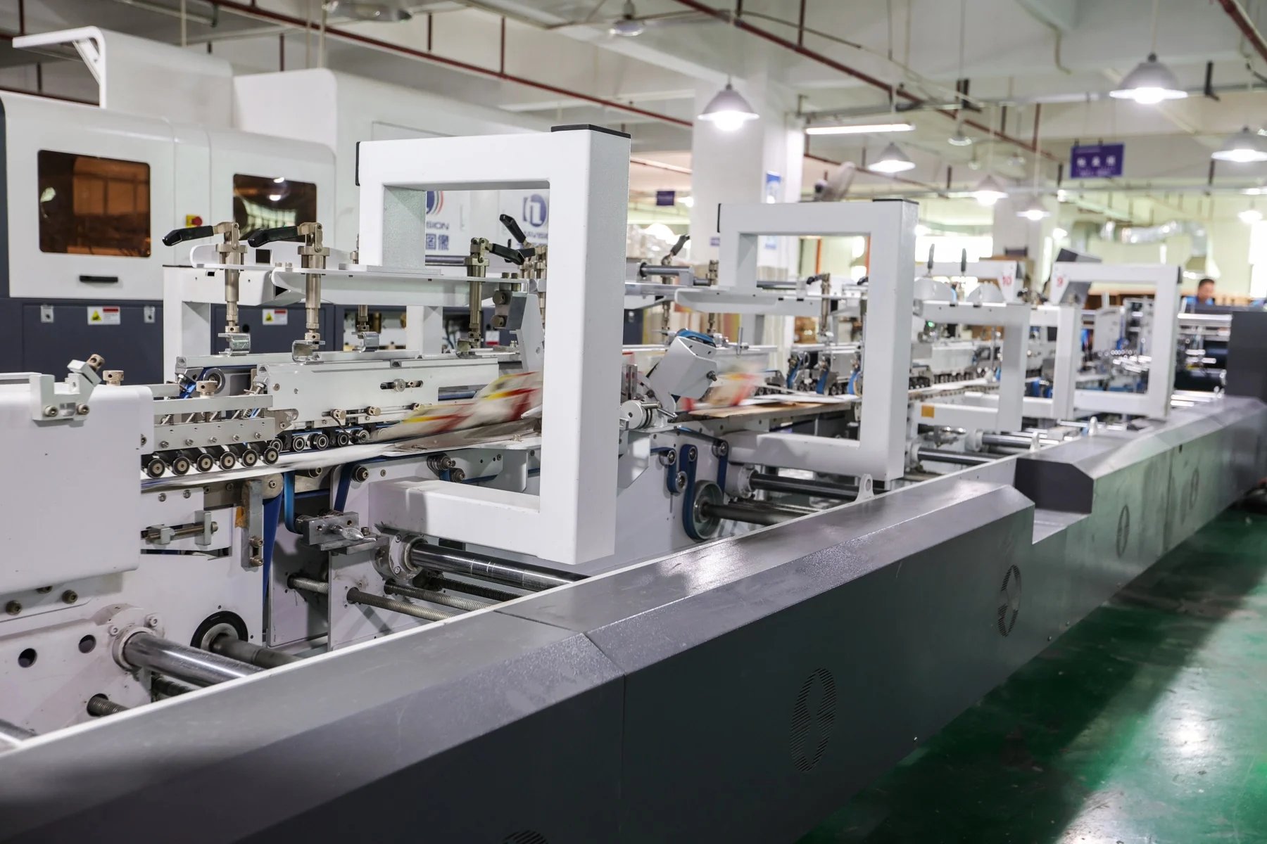 Automatic folder-gluer